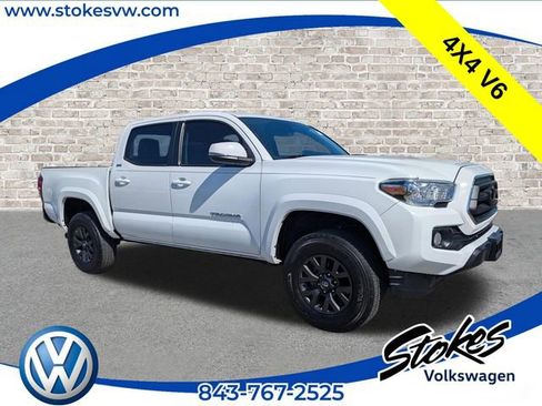 Used 2023 Toyota Tacoma SR5 w/ Technology Package AWD/4WD image 1
