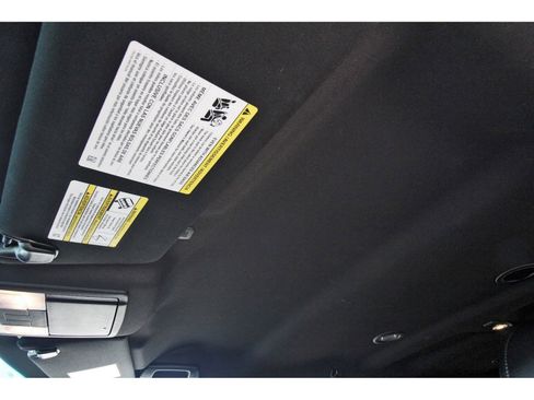 Used 2017 Ford Explorer XLT w/ Equipment Group 202A image 31