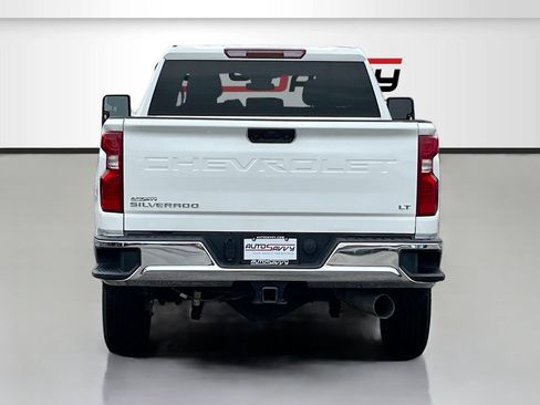 Used 2025 Chevrolet Silverado 2500 LT w/ Convenience Package AWD/4WD image 6
