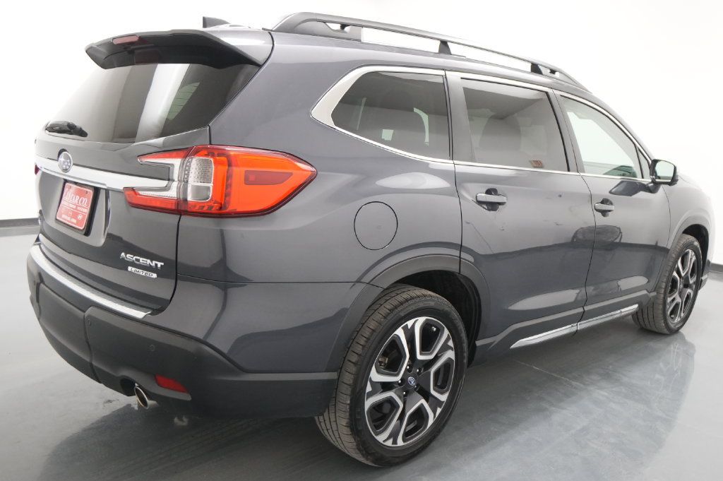 Used 2023 Subaru Ascent Limited w/ Technology Package AWD/4WD image 9