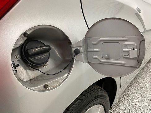 Used 2019 Chevrolet Spark LT image 27