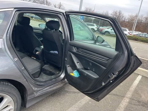 Used 2018 Honda Accord LX image 31