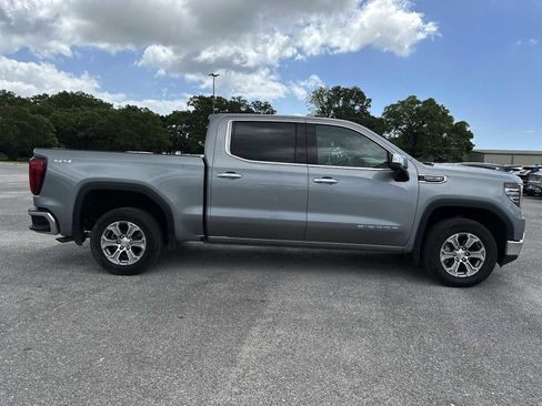 Used 2025 GMC Sierra 1500 SLT AWD/4WD image 10