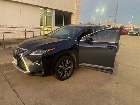 Used 2018 Lexus RX 350L FWD image 1