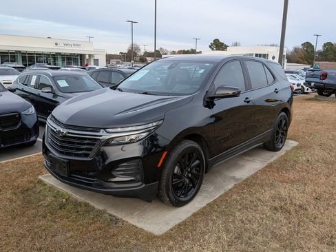 Used 2024 Chevrolet Equinox LS w/ Midnight Edition image 7
