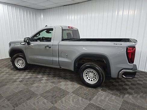 Used 2024 GMC Sierra 1500 Pro w/ Pro Value Package image 4