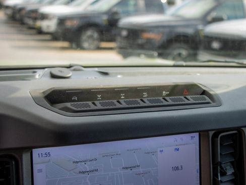 New 2025 Ford Bronco Badlands image 49