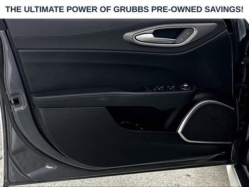 Used 2019 Alfa Romeo Giulia Ti Sport w/ Quick Order Package 22U Sport RWD image 22