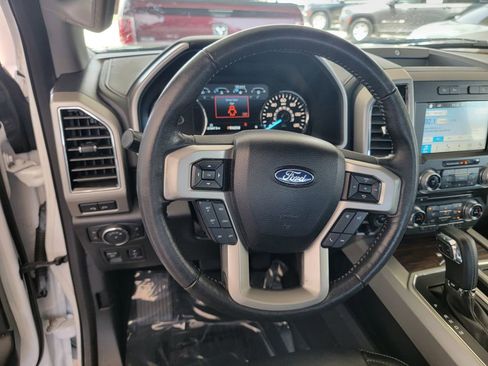 Used 2018 Ford F150 Lariat w/ Equipment Group 502A Luxury AWD/4WD image 18
