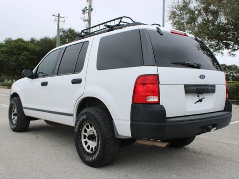 Used 2004 Ford Explorer XLS image 6