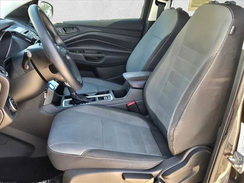 Used 2017 Ford Escape S image 16