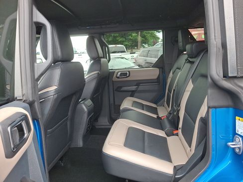 Used 2024 Ford Bronco Wildtrak AWD/4WD image 10