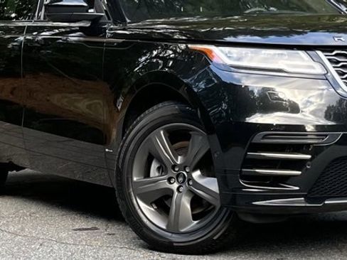 Used 2021 Land Rover Range Rover Velar R-Dynamic S image 11