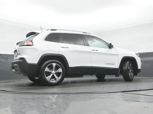 Used 2019 Jeep Cherokee Limited w/ Trailer Tow Group image 31