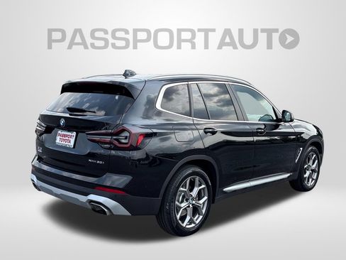 Used 2024 BMW X3 xDrive30i w/ Premium Package w/ZPA AWD/4WD image 8