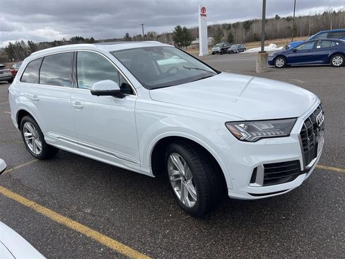 Used 2023 Audi Q7 3.0T Premium Plus AWD/4WD image 6