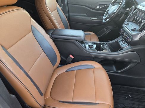 Used 2020 GMC Acadia AT4 w/ Driver Alert Package II AWD/4WD image 12