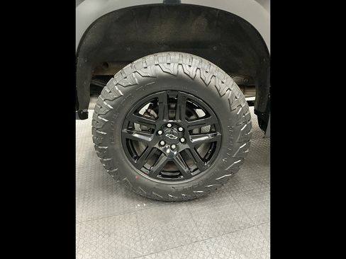 Used 2021 Chevrolet Silverado 1500 LT Trail Boss w/ Bed Protection Package AWD/4WD image 39