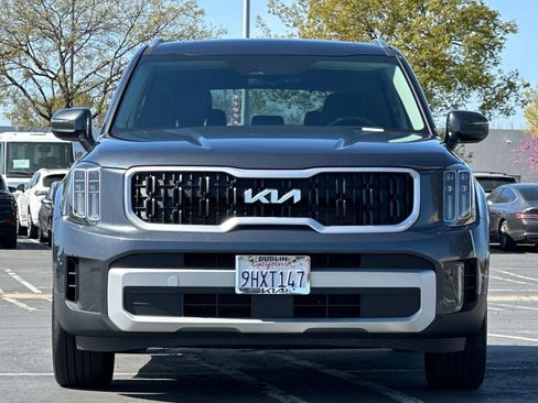 Used 2024 Kia Telluride EX image 10