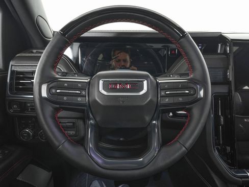 Used 2026 GMC Yukon XL AT4 Ultimate image 21