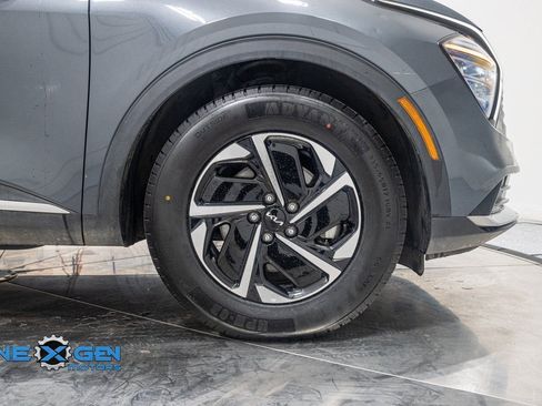 Used 2024 Kia Sportage LX image 43