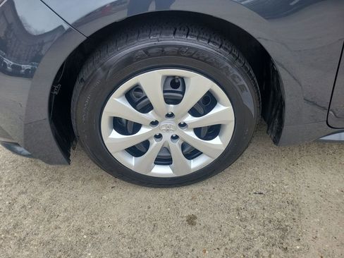 Certified 2024 Toyota Corolla LE image 29