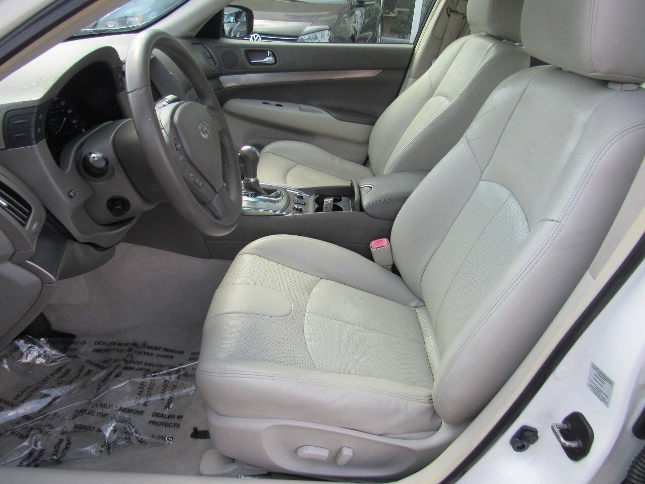Used 2011 INFINITI G37 x Sedan w/ Premium Pkg AWD/4WD image 34