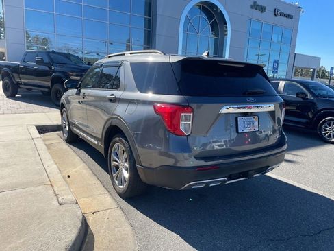 Used 2023 Ford Explorer XLT w/ Equipment Group 202A image 11