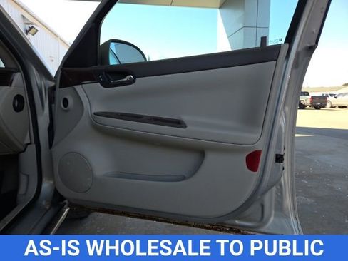 Used 2008 Chevrolet Impala LT w/ Luxury Edition Package image 33