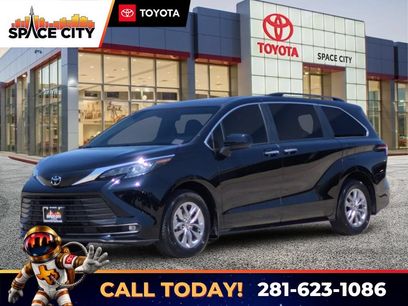 Certified 2026 Toyota Sienna XLE