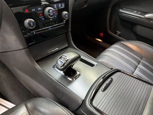 Used 2014 Chrysler 300 S w/ Luxury Group image 26