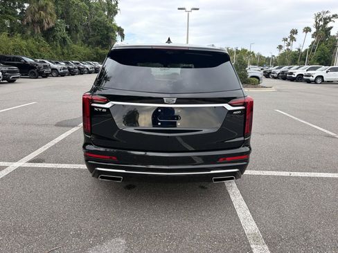 Used 2021 Cadillac XT6 Premium Luxury FWD image 4