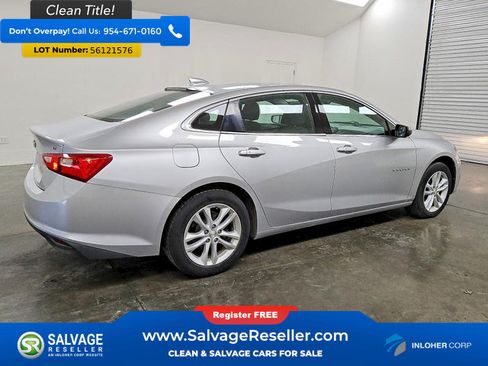 Used 2017 Chevrolet Malibu LT FWD image 4