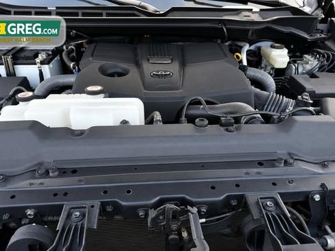 Used 2025 Toyota Tundra SR w/ SR Tow Package AWD/4WD image 16