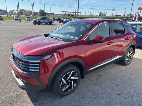 New 2025 Nissan Kicks SV FWD image 8
