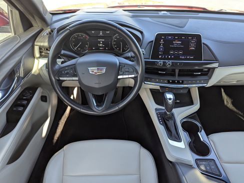 Used 2023 Cadillac CT4 Luxury image 13