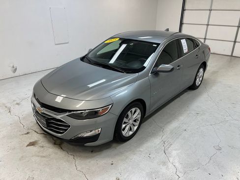 Used 2025 Chevrolet Malibu LT FWD image 6