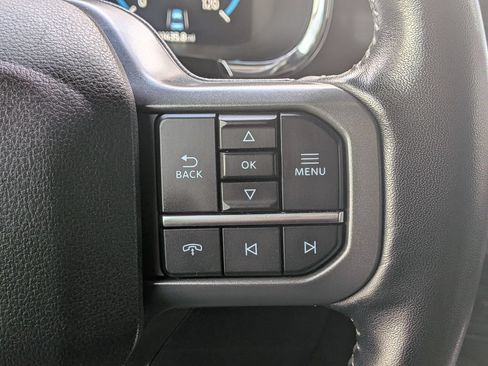 Used 2022 Ford F150 Lariat w/ Equipment Group 502A High RWD image 29