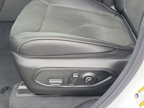 New 2026 Jeep Grand Cherokee Altitude RWD image 11