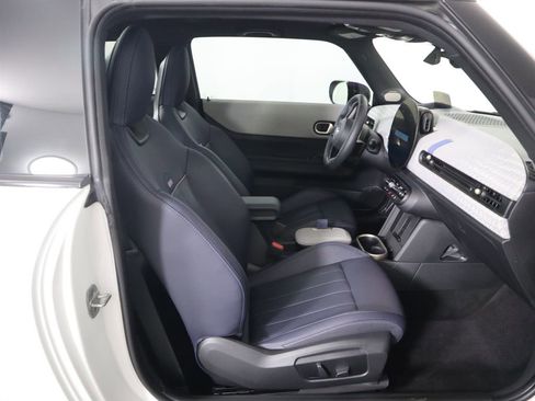 Certified 2025 MINI Cooper S image 20