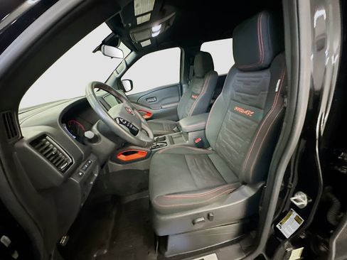 Used 2023 Nissan Frontier PRO-4X w/ Technology Package AWD/4WD image 13