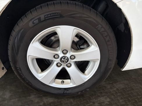 Used 2019 Toyota Sienna LE FWD image 68
