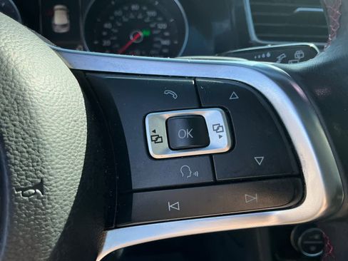 Used 2016 Volkswagen GTI Autobahn w/ Lighting Package (SEL) image 19