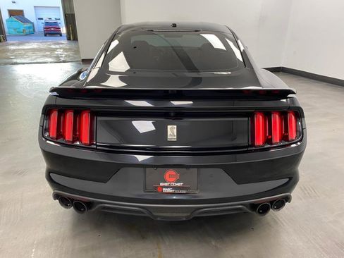 Used 2017 Ford Mustang Shelby GT350 image 5