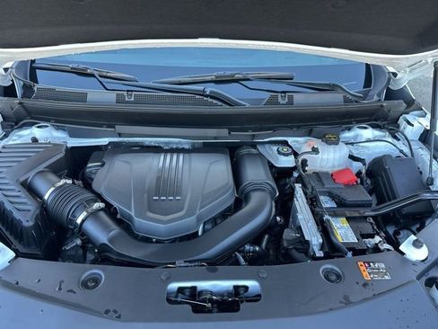 Used 2025 Buick Enclave Sport Touring image 15