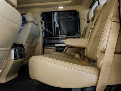 Used 2017 Ford F250 Lariat w/ Lariat Ultimate Package image 36