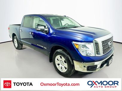 Used 2018 Nissan Titan SV w/ SV Convenience Package