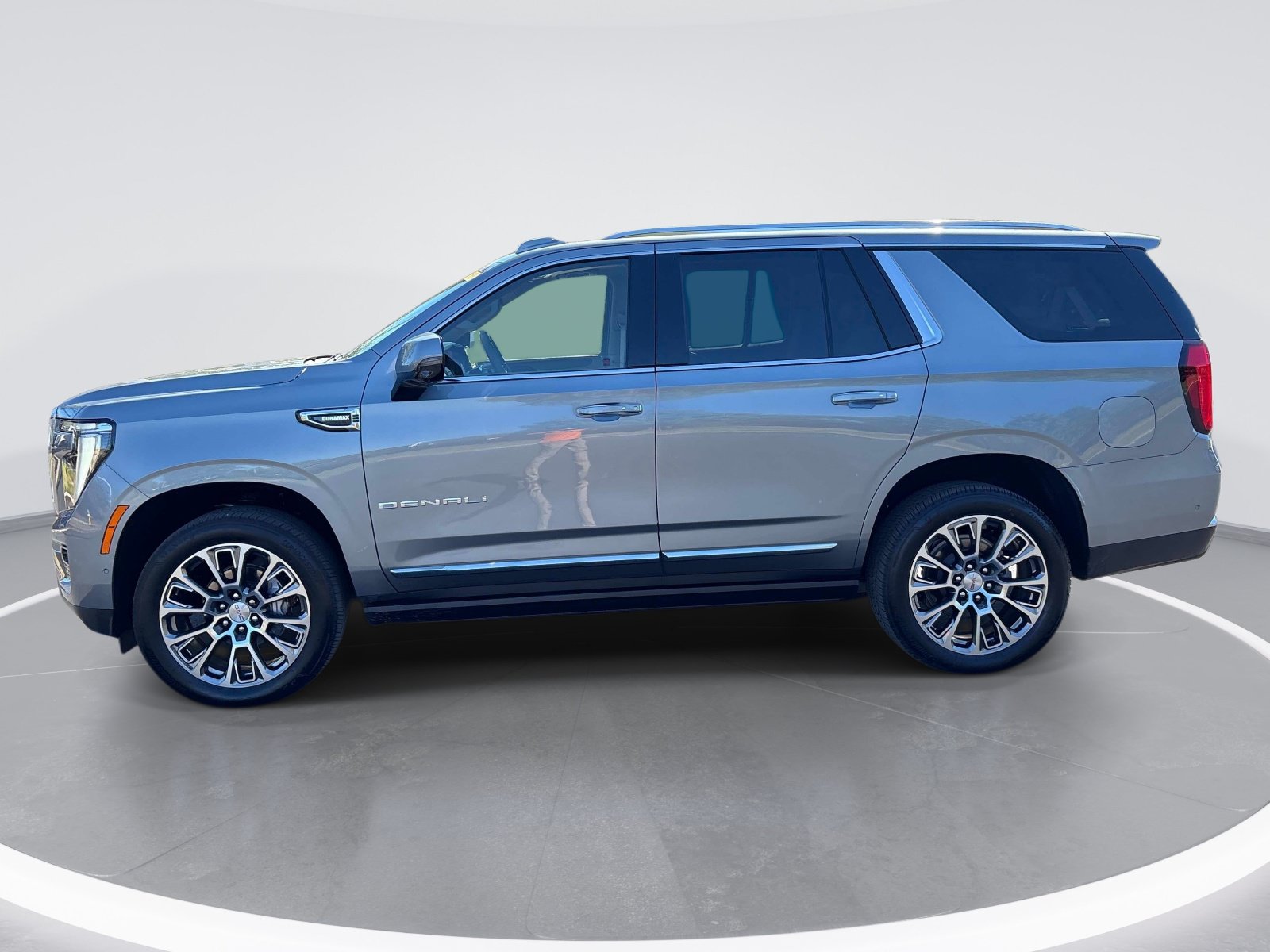 Used 2026 GMC Yukon Denali w/ Denali Reserve Package AWD/4WD image 5