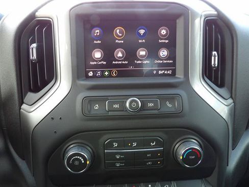 Certified 2022 Chevrolet Silverado 2500 Custom w/ Custom Value Package AWD/4WD image 22