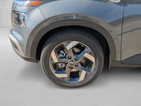 New 2026 Hyundai Venue SEL image 10